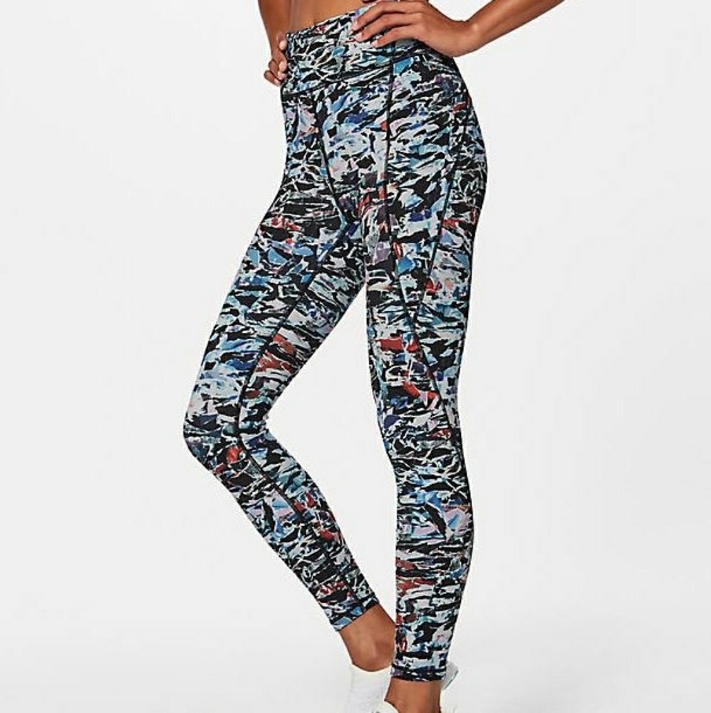 Lululemon Break Free Tight 25"